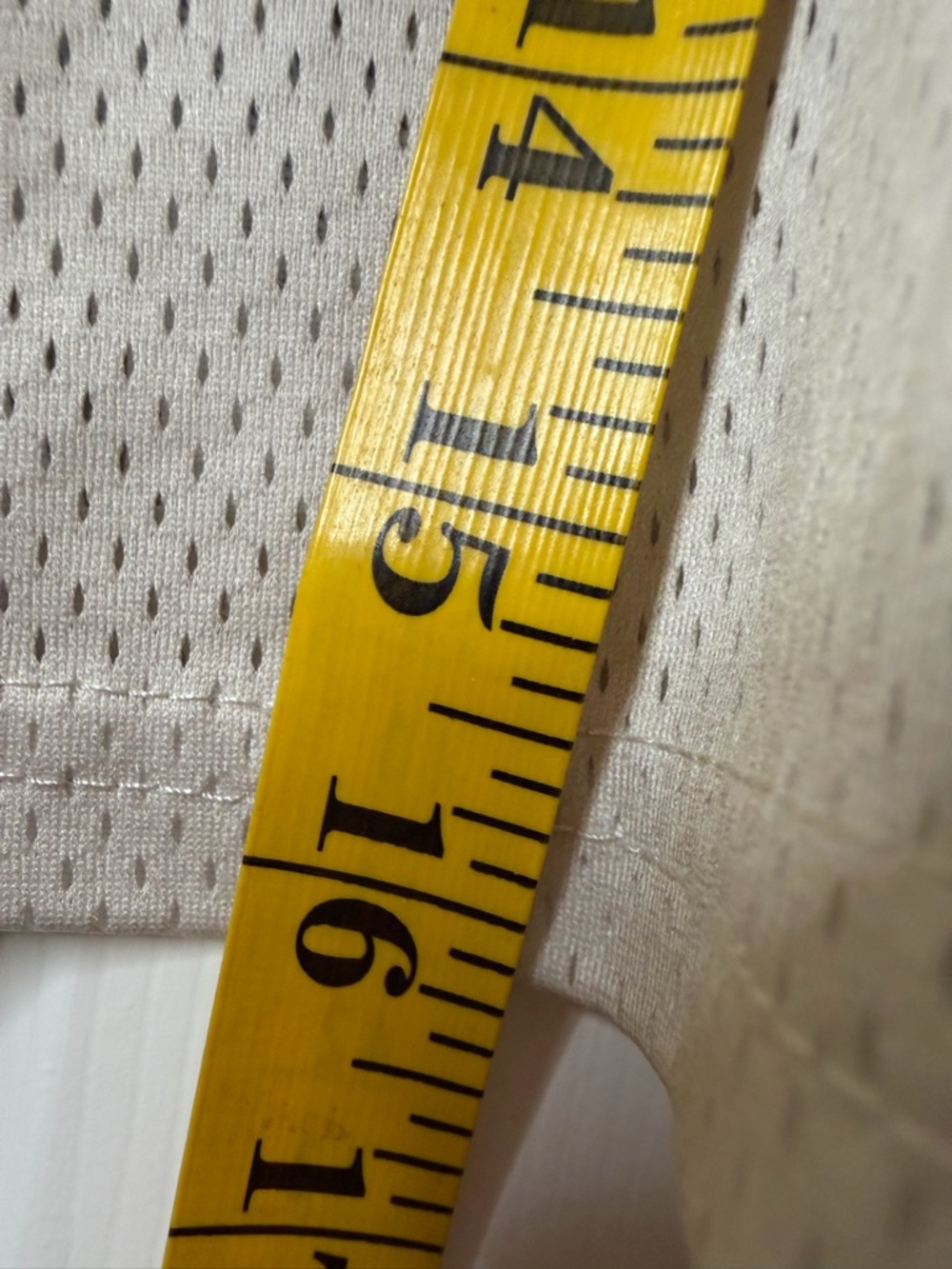 SHEIN White Cropped Eagle Graphic Jersey Activewear Sz Large - Picture 6 of 7